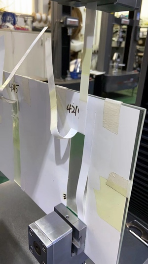 光伏行業(yè)膠膜剝離及拉伸試驗機測試報告